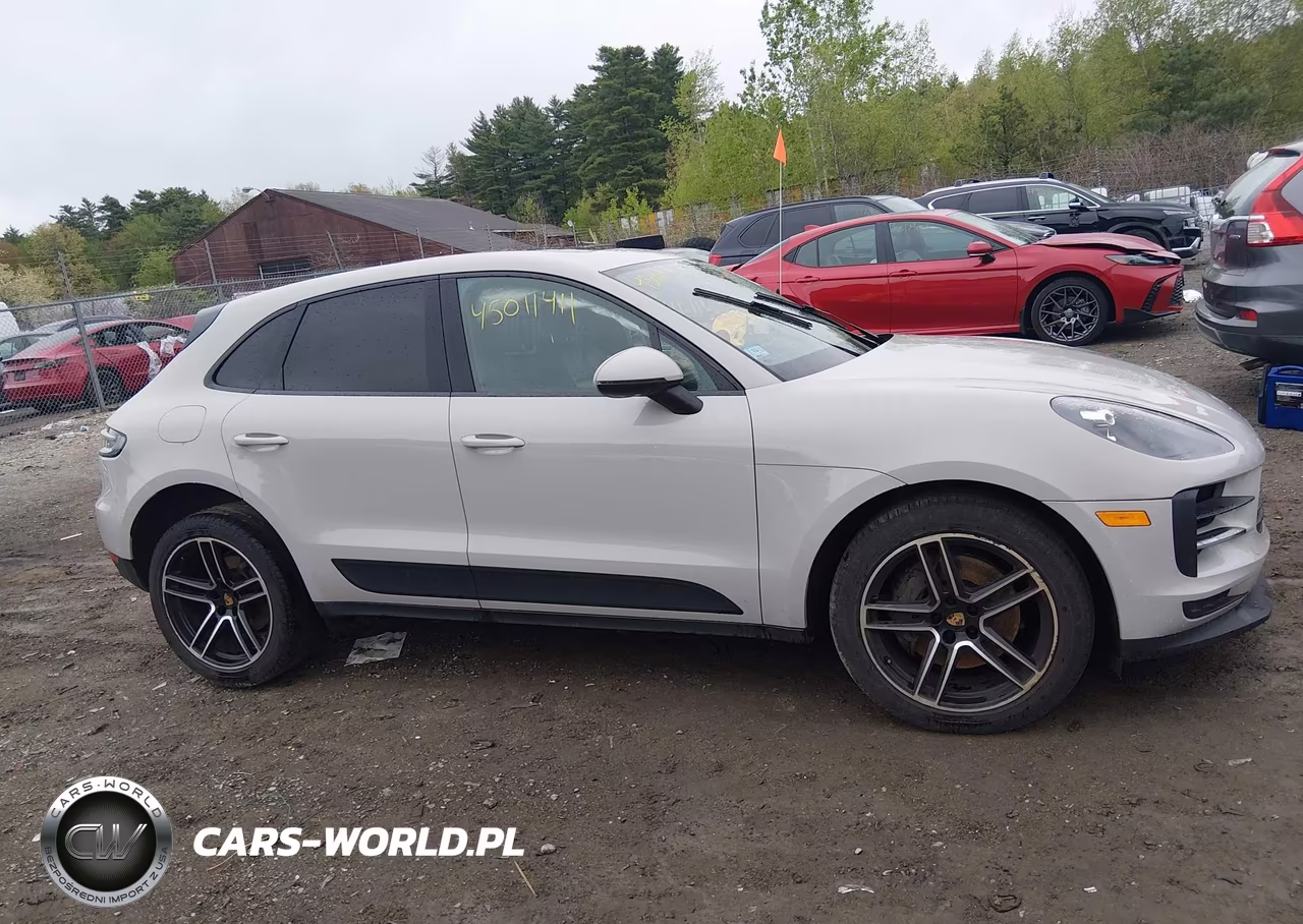 2019 Porsche Macan S VIN:WP1AB2A51KLB33211 - 14