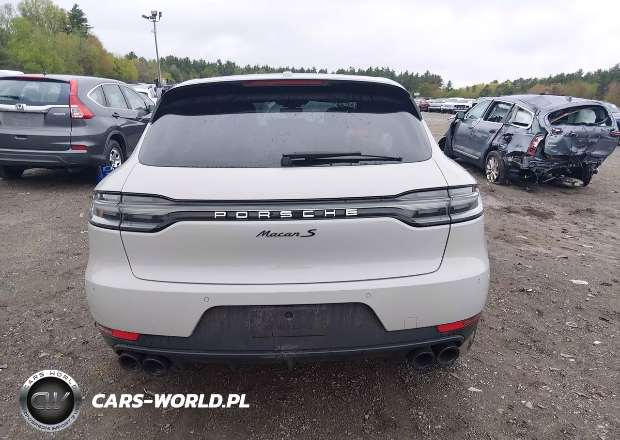2019 Porsche Macan S VIN:WP1AB2A51KLB33211 - 17