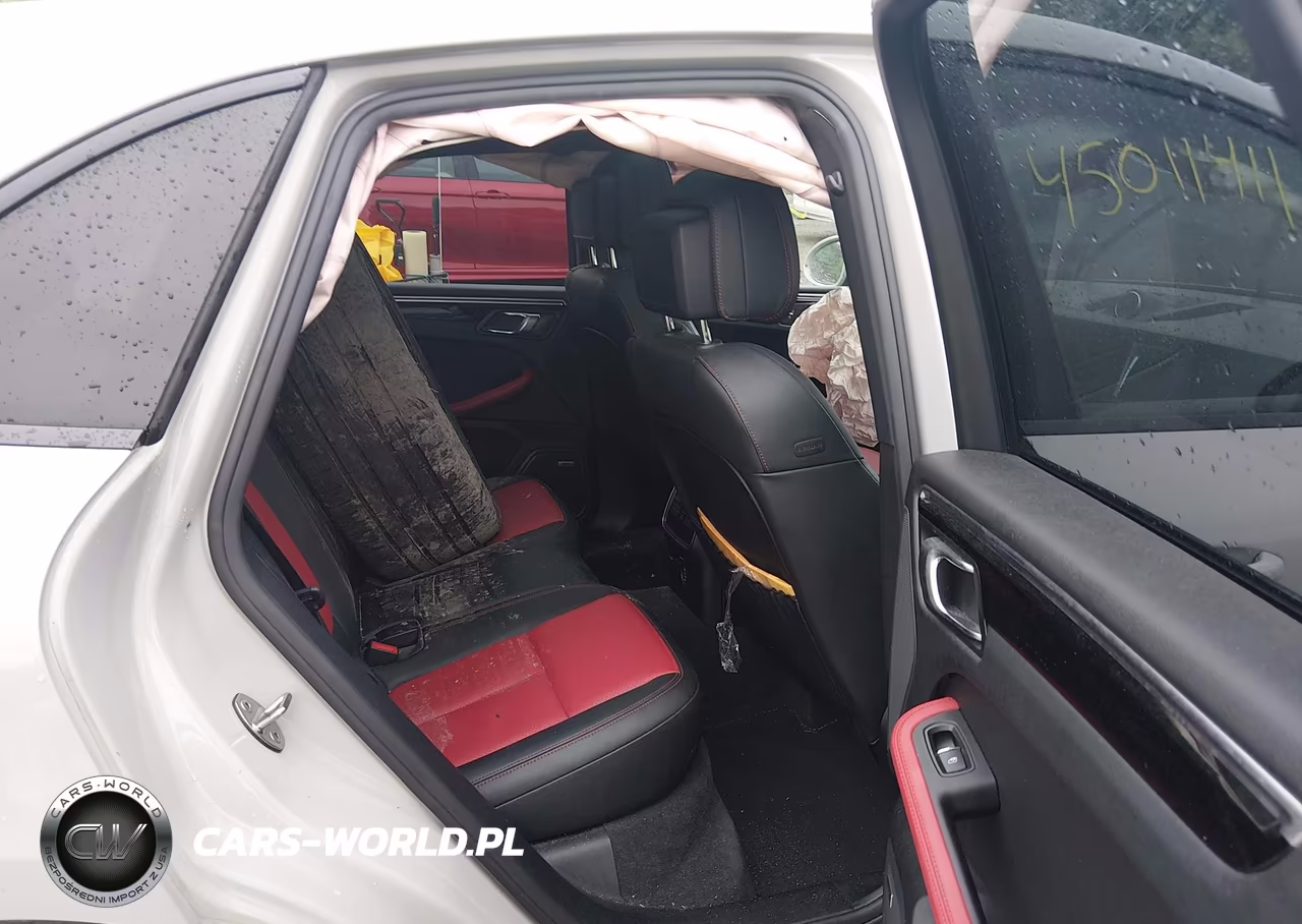 2019 Porsche Macan S VIN:WP1AB2A51KLB33211 - 8