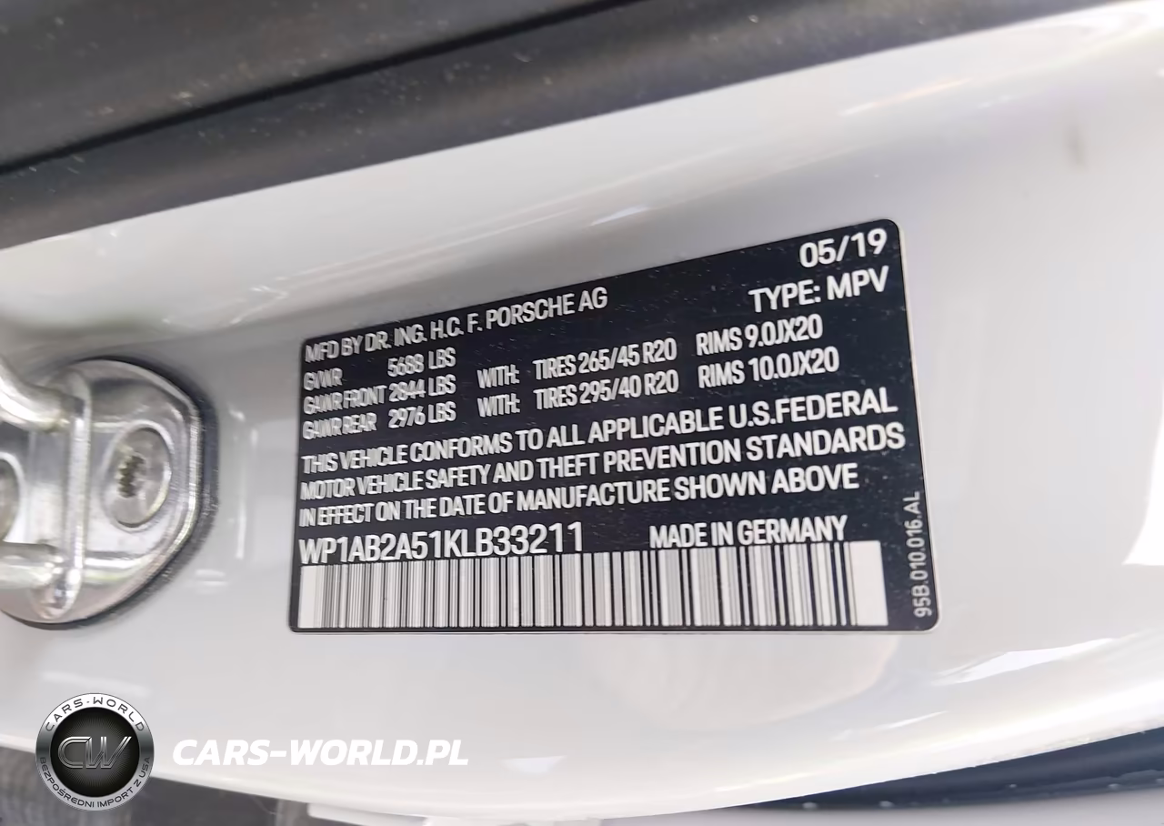 2019 Porsche Macan S VIN:WP1AB2A51KLB33211 - 9
