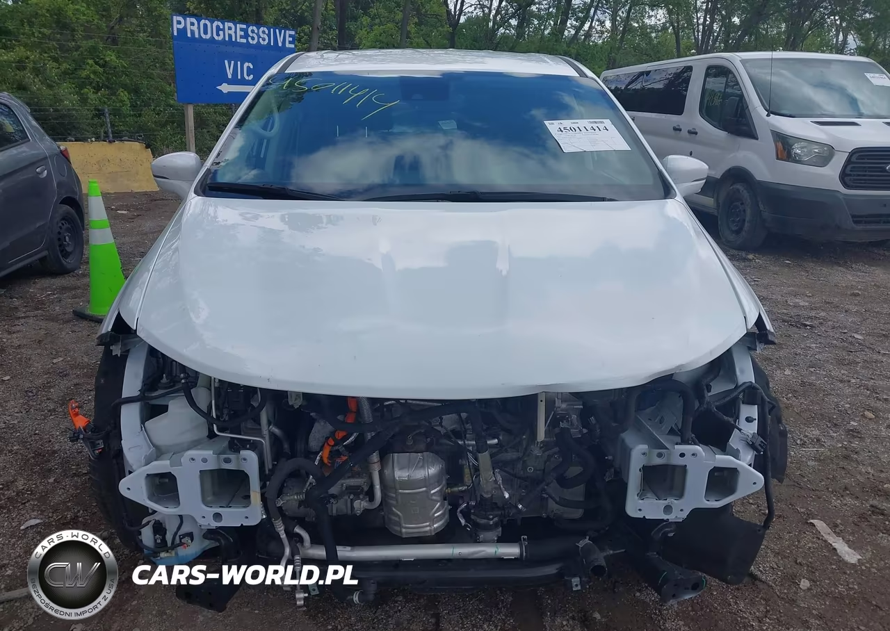 2022 Chrysler Pacifica Hybrid Touring L VIN:2C4RC1L73NR144913 - 12