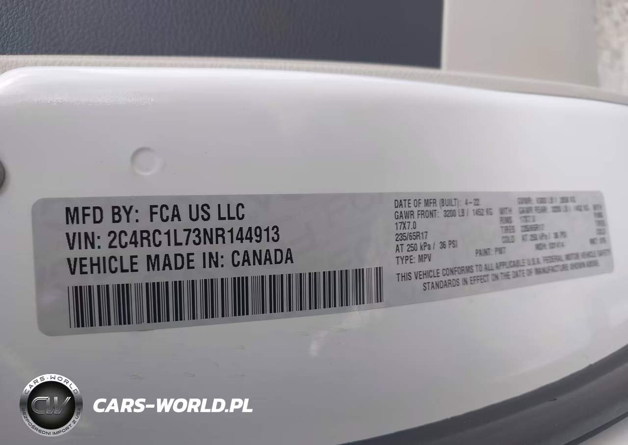 2022 Chrysler Pacifica Hybrid Touring L VIN:2C4RC1L73NR144913 - 9
