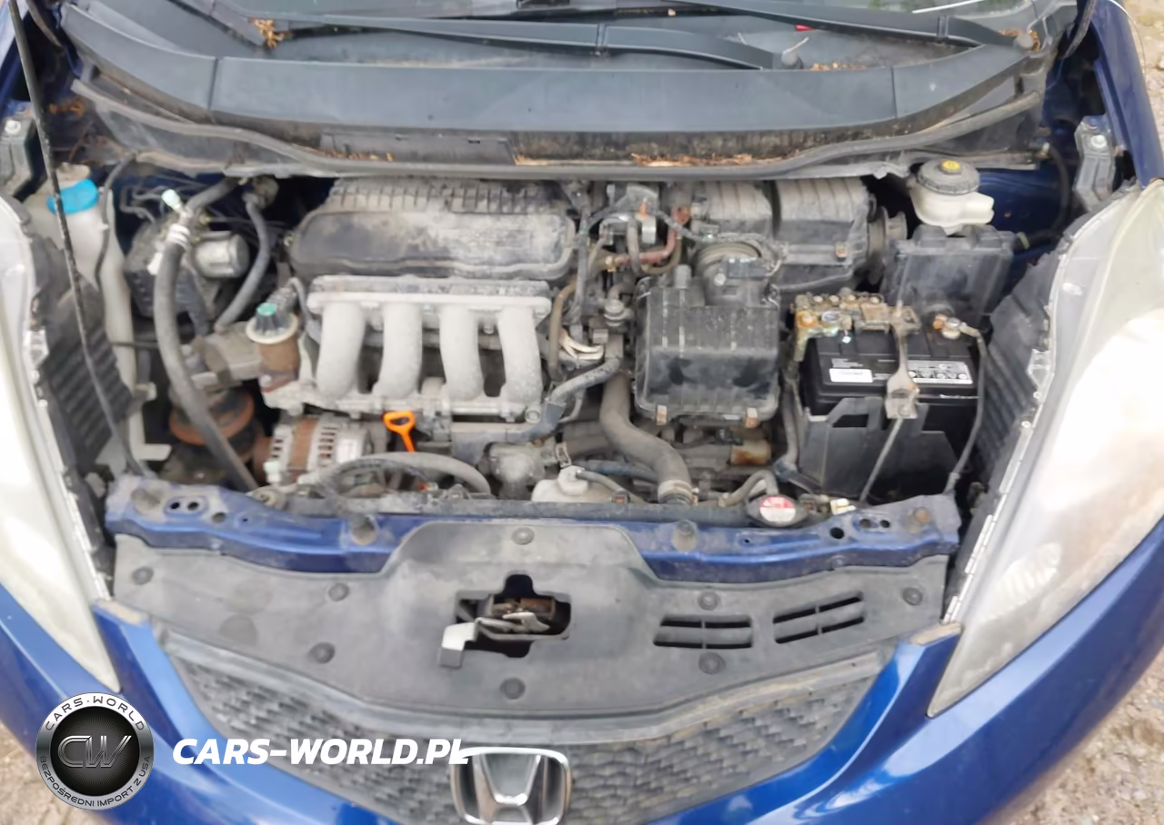 2013 Honda Fit VIN:JHMGE8H35DC073011 - 10