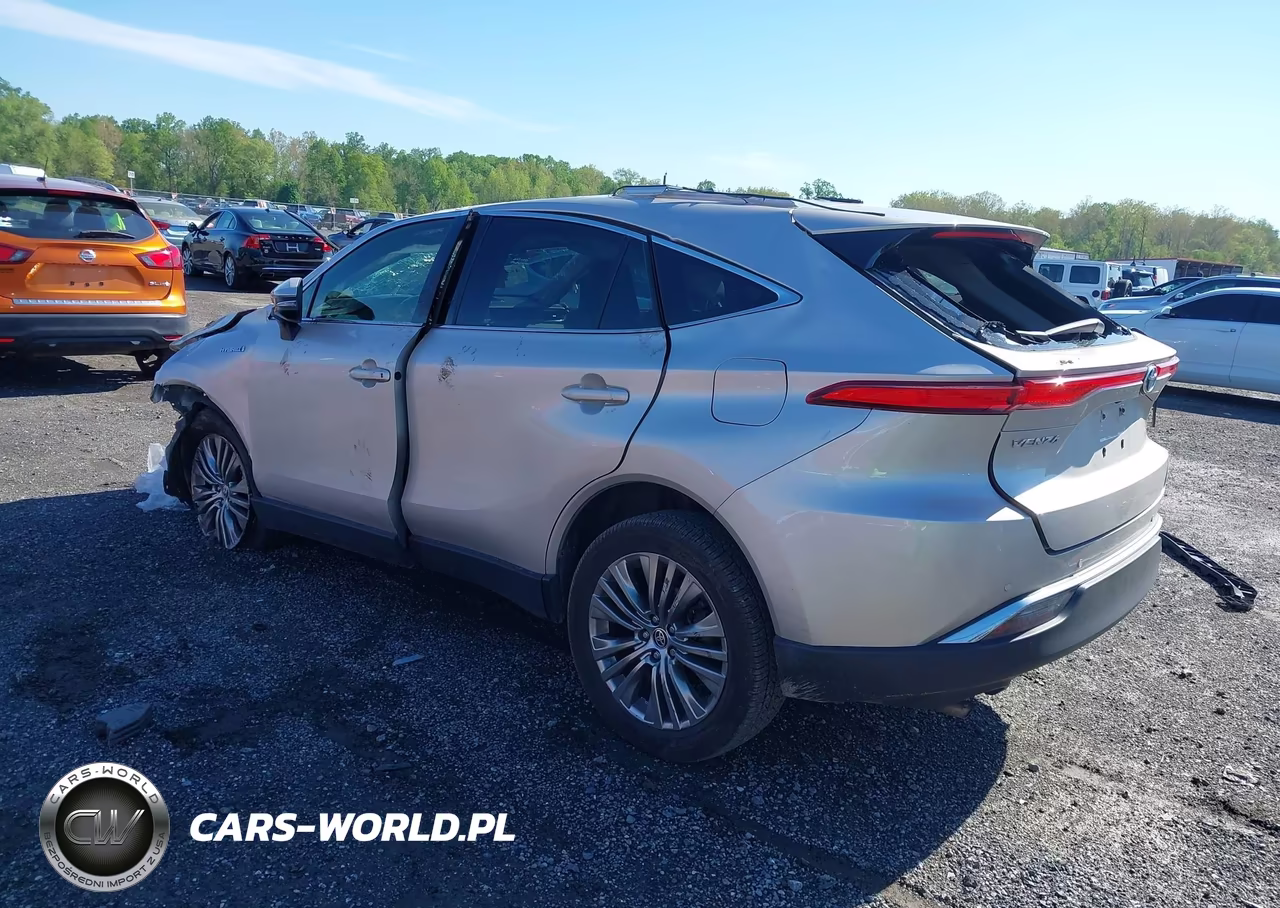 2021 Toyota Venza Xle VIN:JTEAAAAH7MJ033276 - 3