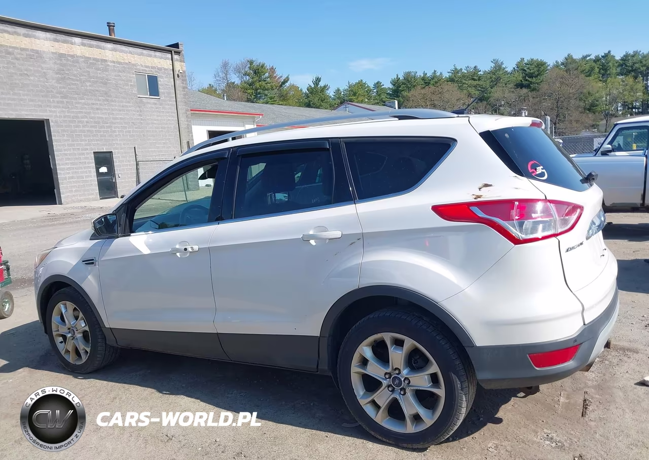 2015 Ford Escape Titanium VIN:1FMCU9J93FUC66600 - 14