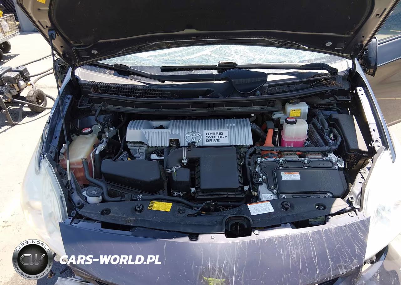 2015 Toyota Prius Two VIN:JTDKN3DUXF0422178 - 10