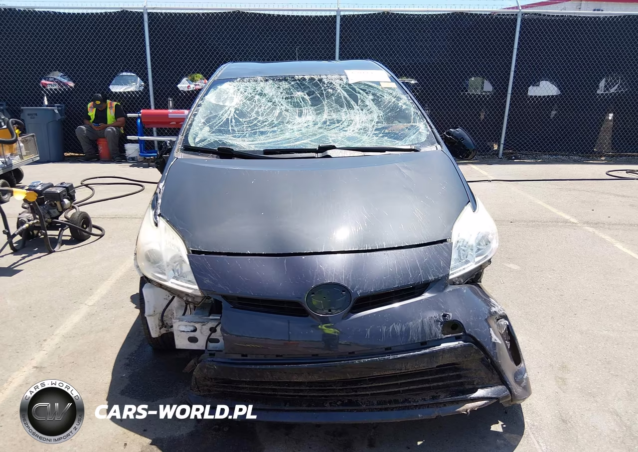 2015 Toyota Prius Two VIN:JTDKN3DUXF0422178 - 13