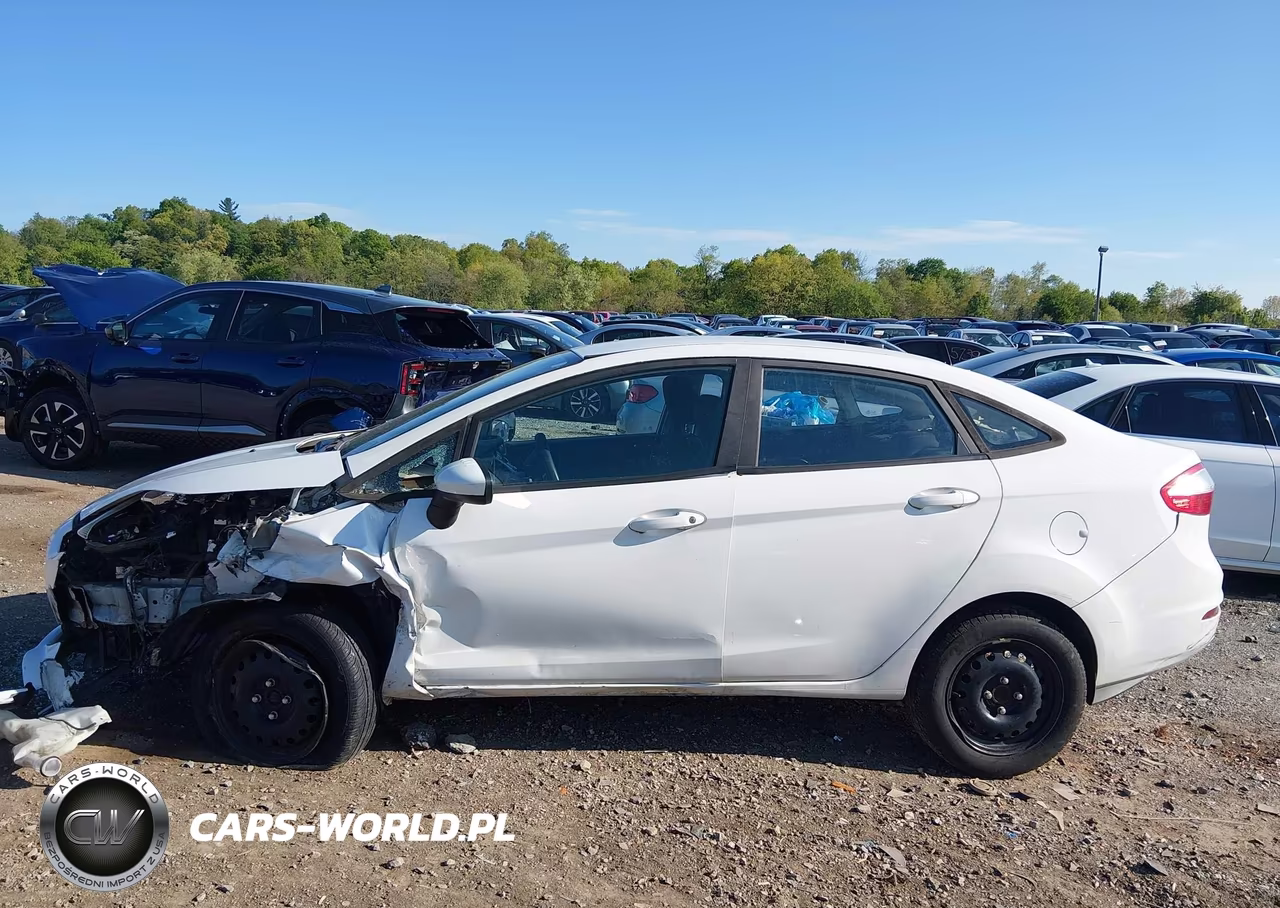 2015 Ford Fiesta S VIN:3FADP4AJ0FM173038 - 14