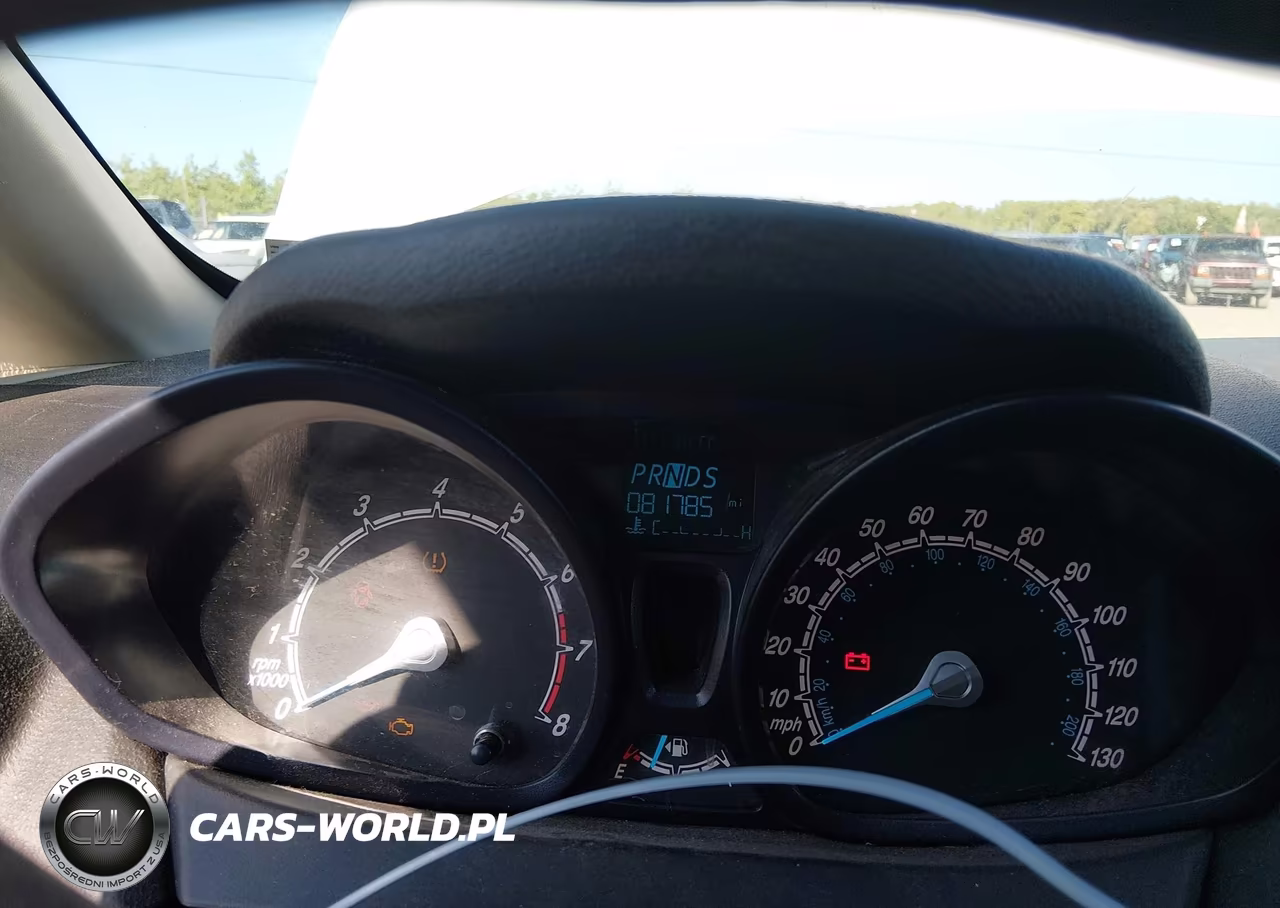 2015 Ford Fiesta S VIN:3FADP4AJ0FM173038 - 7