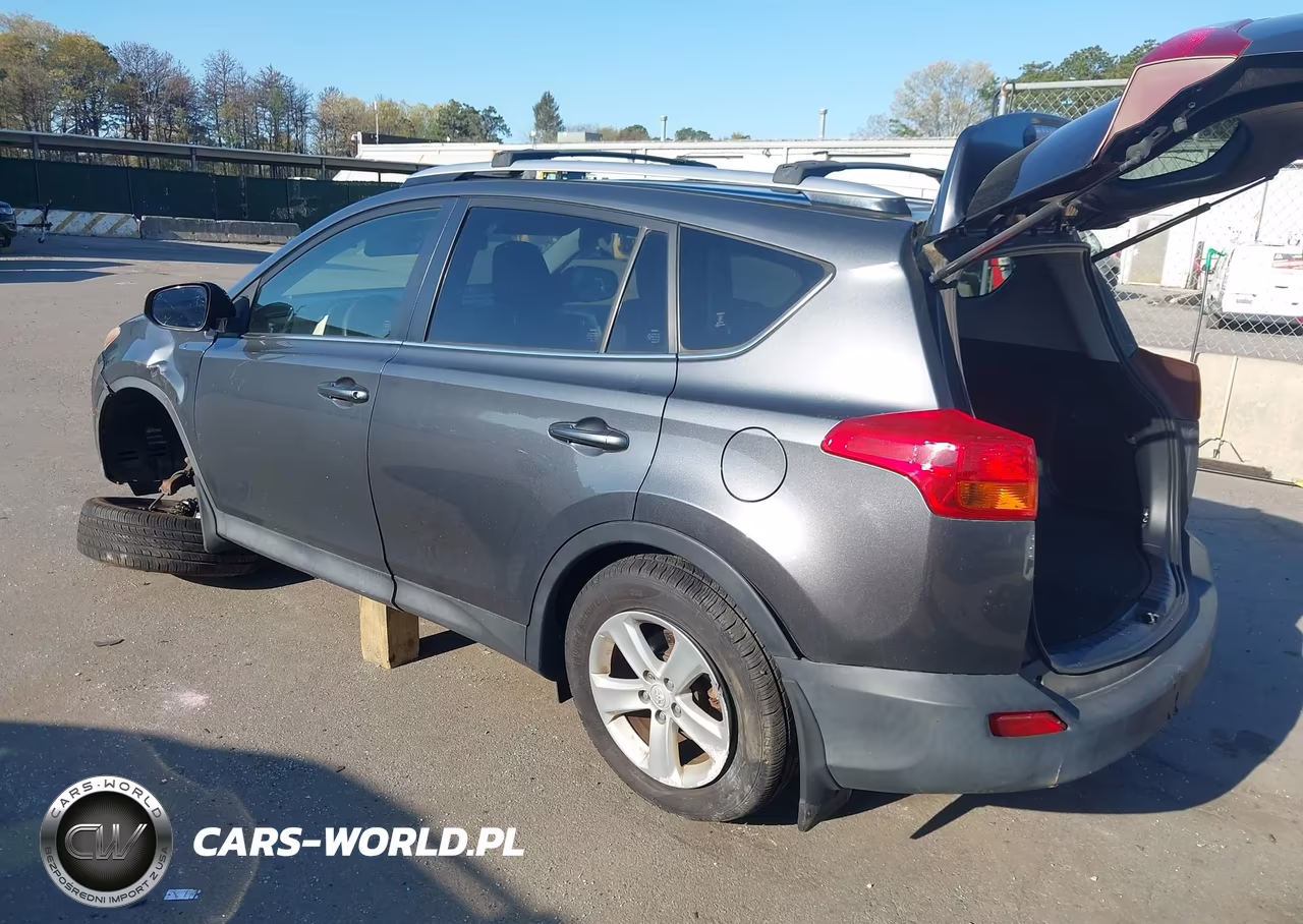 2013 Toyota Rav4 Xle VIN:JTMRFREV9DD044009 - 3