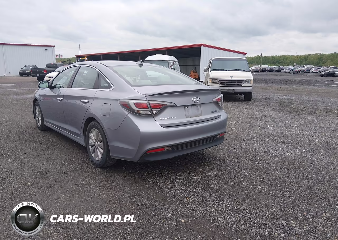 2016 Hyundai Sonata Hybrid Se VIN:KMHE24L1XGA025676 - 3