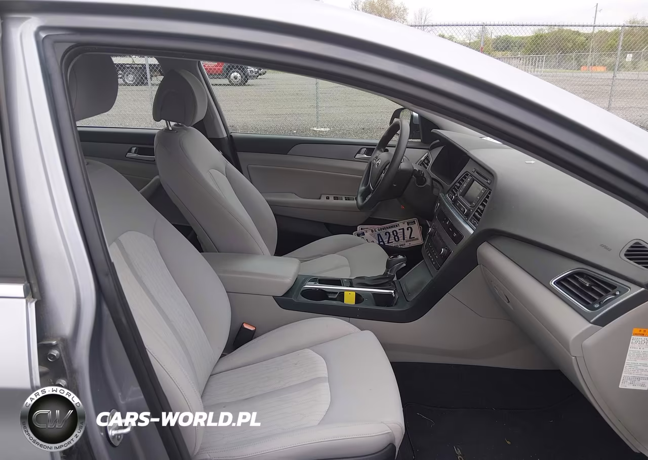 2016 Hyundai Sonata Hybrid Se VIN:KMHE24L1XGA025676 - 5