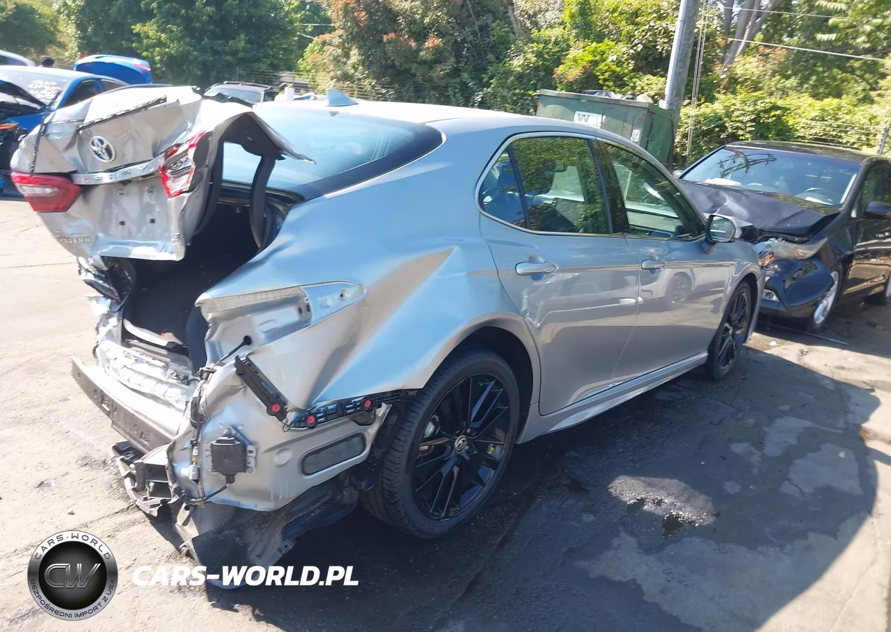 2023 Toyota Camry Xse Hybrid VIN:4T1K31AK4PU056611 - 4