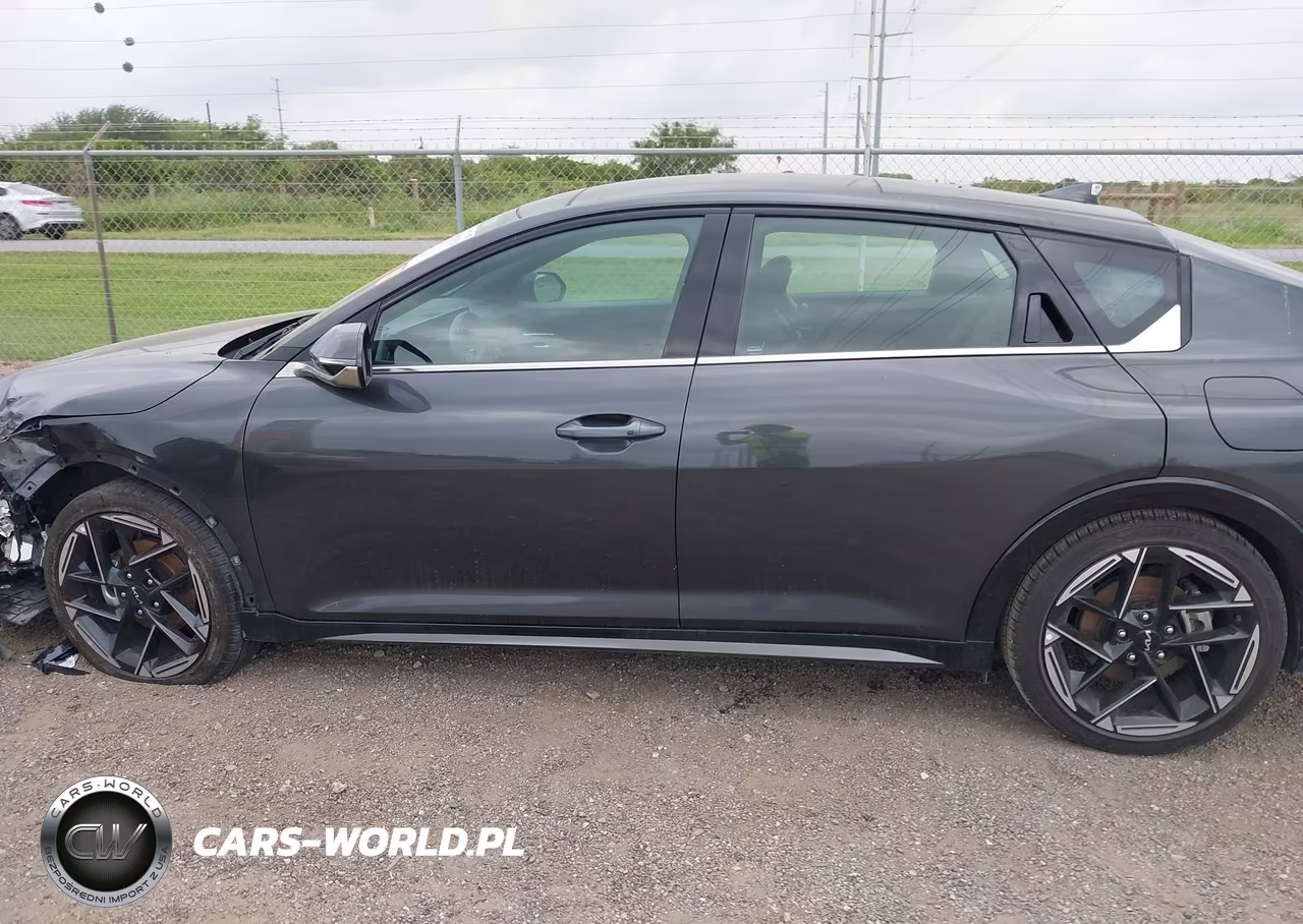 2025 Kia K4 Gt-Line VIN:3KPFW4DEXSE144414 - 15