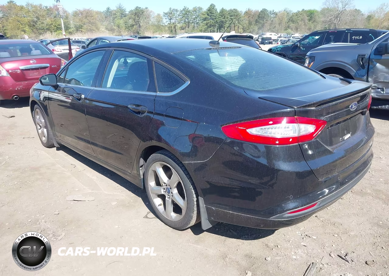 2013 Ford Fusion Se VIN:3FA6P0HR5DR104679 - 3