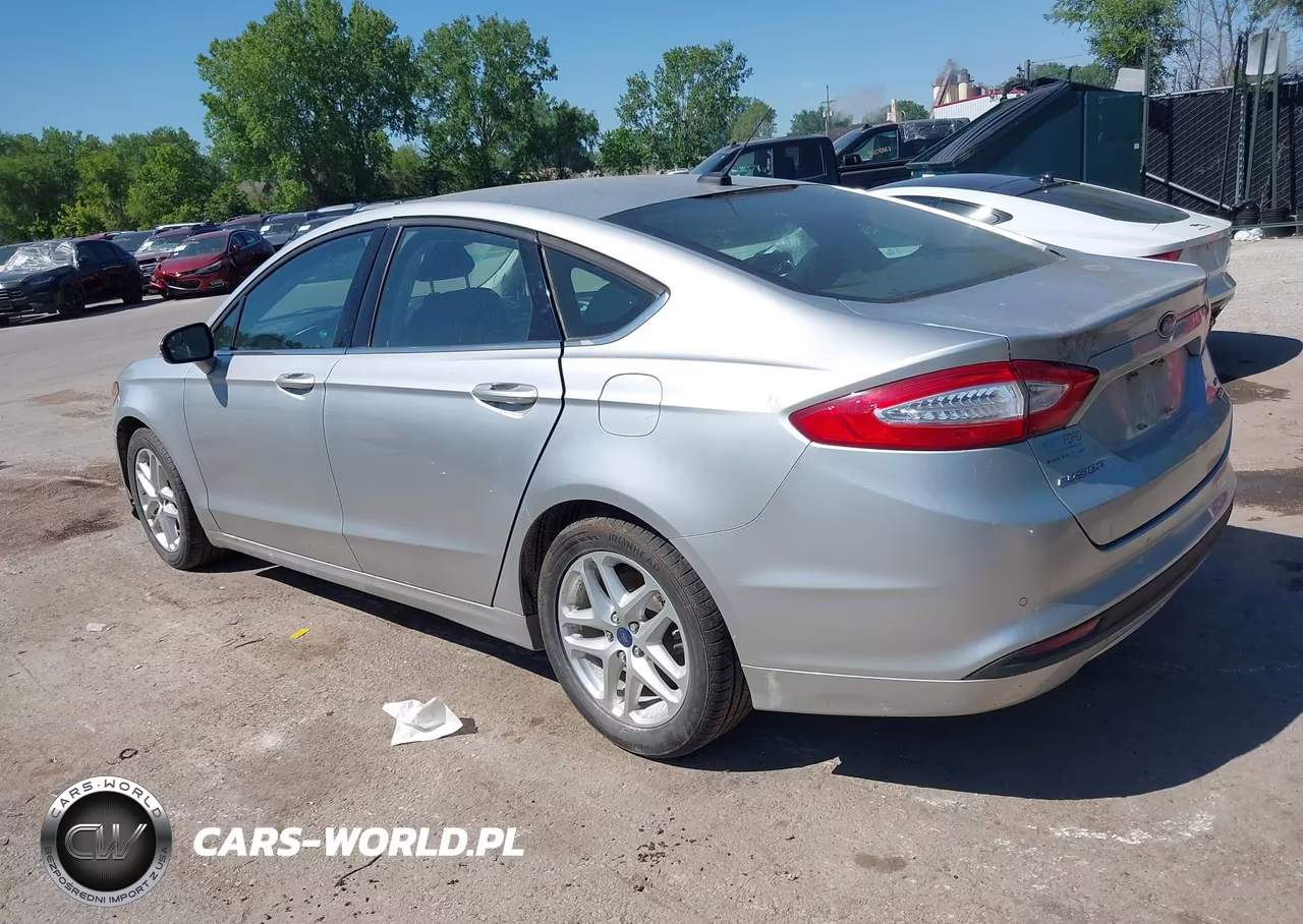 2015 Ford Fusion Se VIN:3FA6P0HD4FR279402 - 3