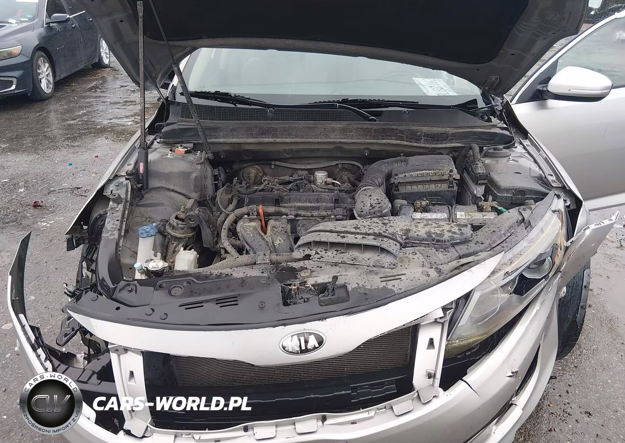 2015 Kia Optima Lx VIN:5XXGM4A76FG362847 - 10
