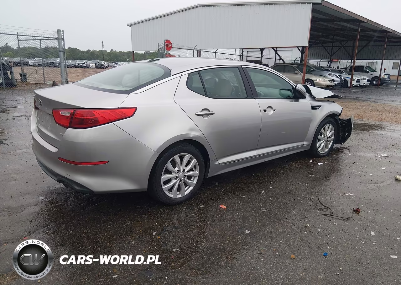 2015 Kia Optima Lx VIN:5XXGM4A76FG362847 - 4