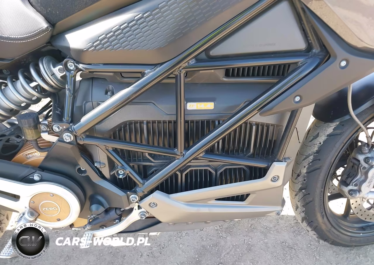 2022 Zero Motorcycles Inc Sr VIN:538ZFCZ72NCP20274 - 8