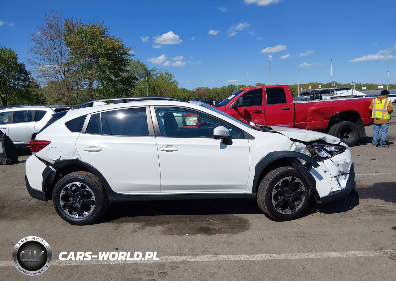 2021 Subaru Crosstrek Premium VIN:JF2GTAPC3M8303827 - 13
