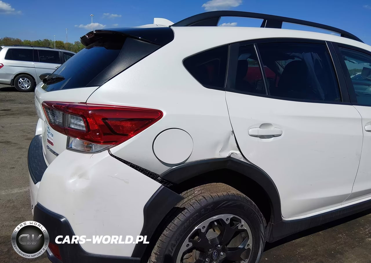 2021 Subaru Crosstrek Premium VIN:JF2GTAPC3M8303827 - 17