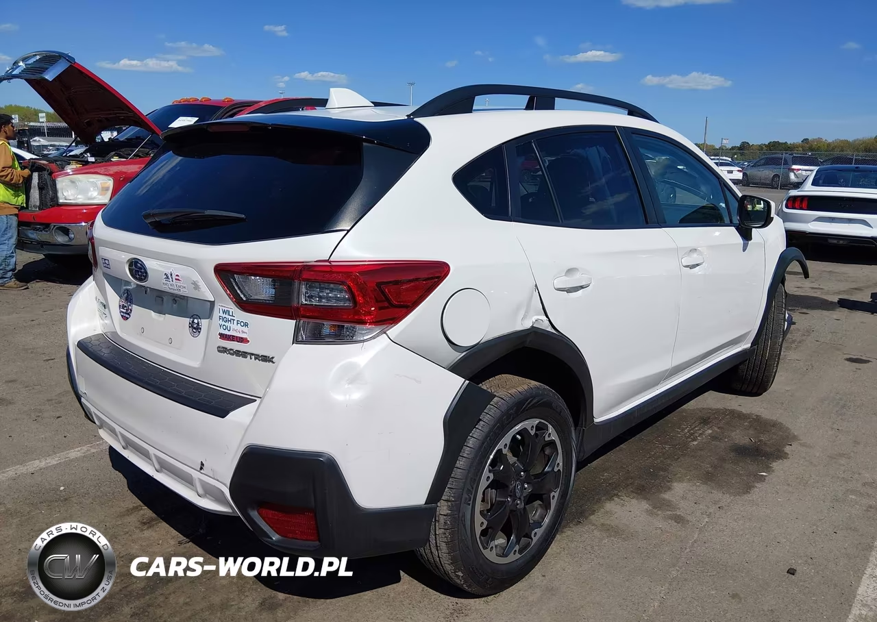 2021 Subaru Crosstrek Premium VIN:JF2GTAPC3M8303827 - 4