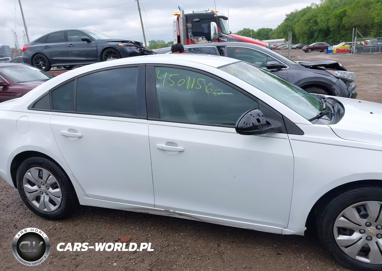 2014 Chevrolet Cruze Ls Auto VIN:1G1PA5SH7E7191371 - 13