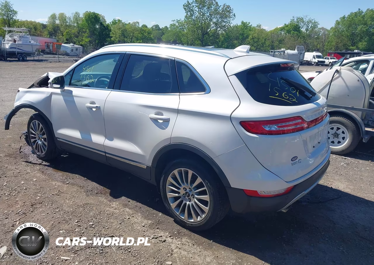 2015 Lincoln Mkc VIN:5LMCJ2A9XFUJ47780 - 3
