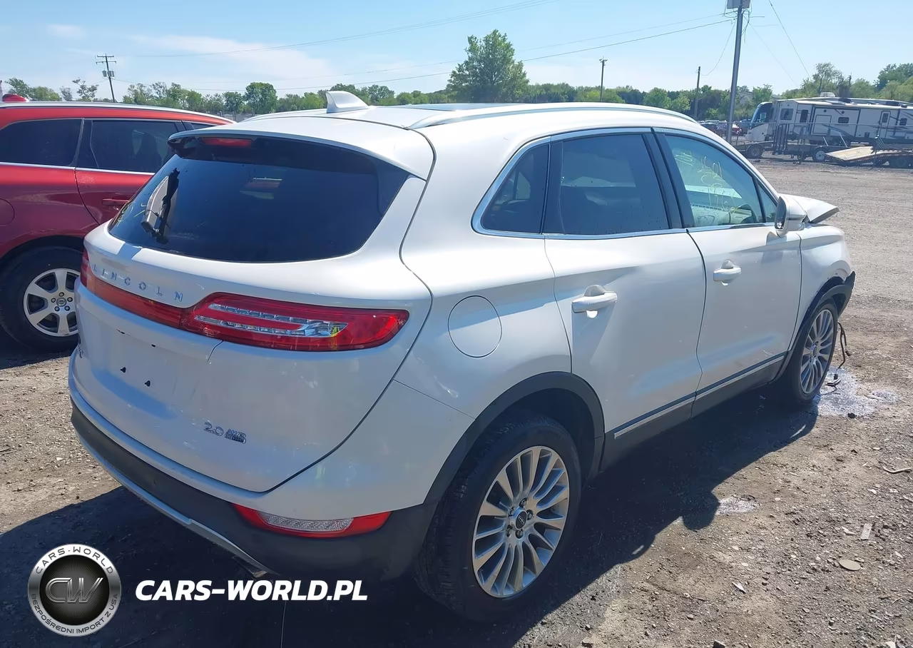 2015 Lincoln Mkc VIN:5LMCJ2A9XFUJ47780 - 4