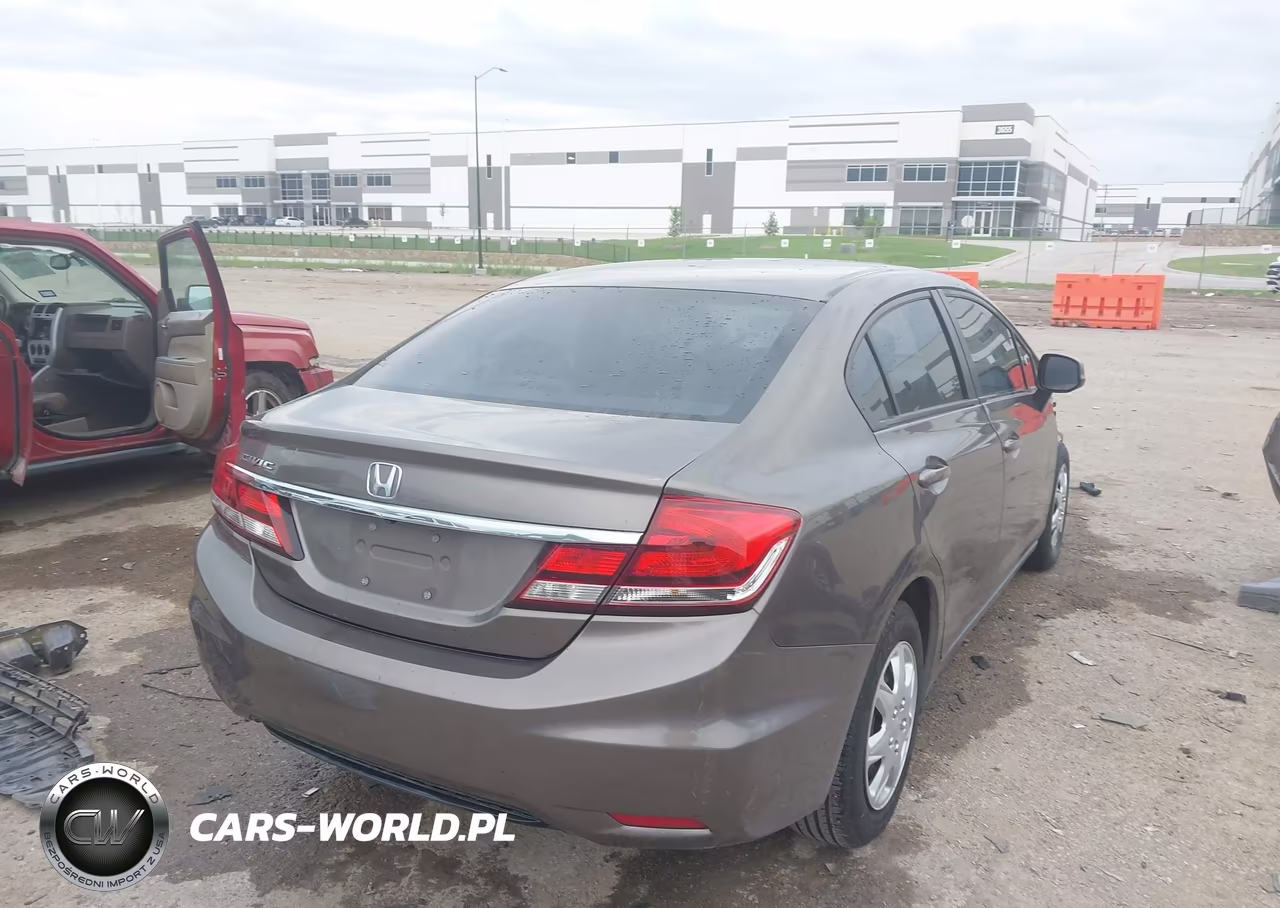 2013 Honda Civic Lx VIN:2HGFB2F5XDH596840 - 4