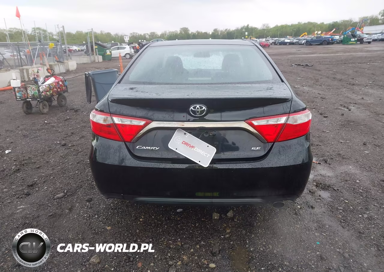 2017 Toyota Camry Se VIN:4T1BF1FK3HU764656 - 16