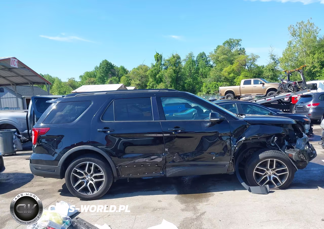 2018 Ford Explorer Sport VIN:1FM5K8GT7JGB05153 - 14