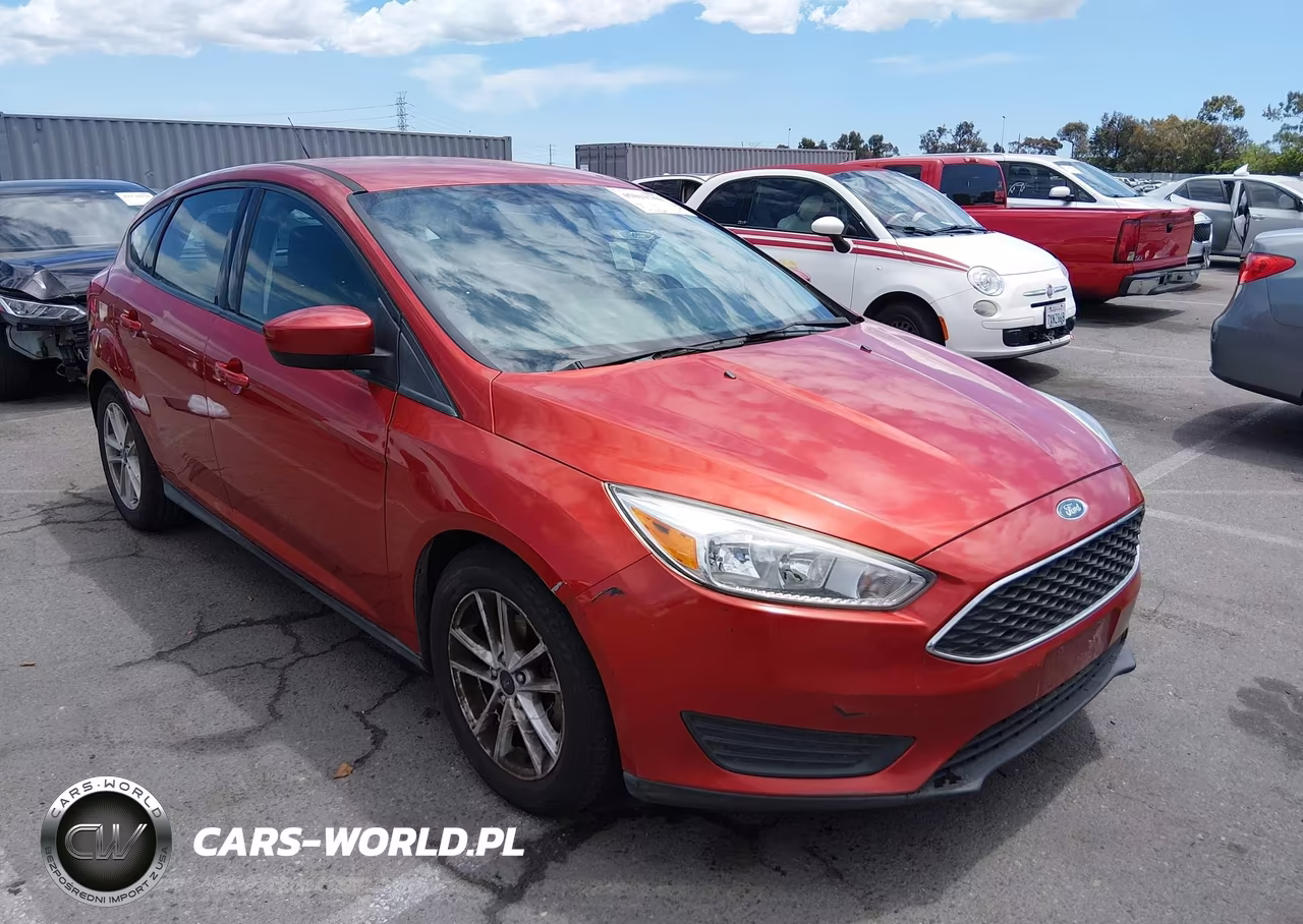 2018 Ford Focus Se VIN:1FADP3K27JL278526 - 6