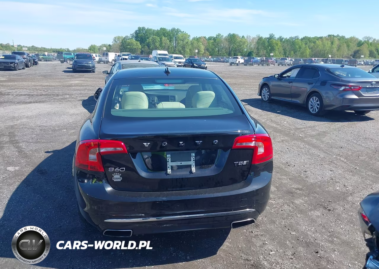 2018 Volvo S60 Inscription T5 Platinum VIN:LYV402TM8JB169909 - 16