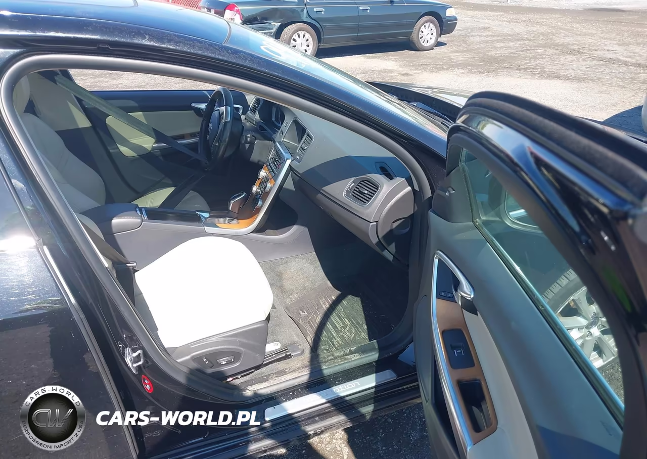 2018 Volvo S60 Inscription T5 Platinum VIN:LYV402TM8JB169909 - 5