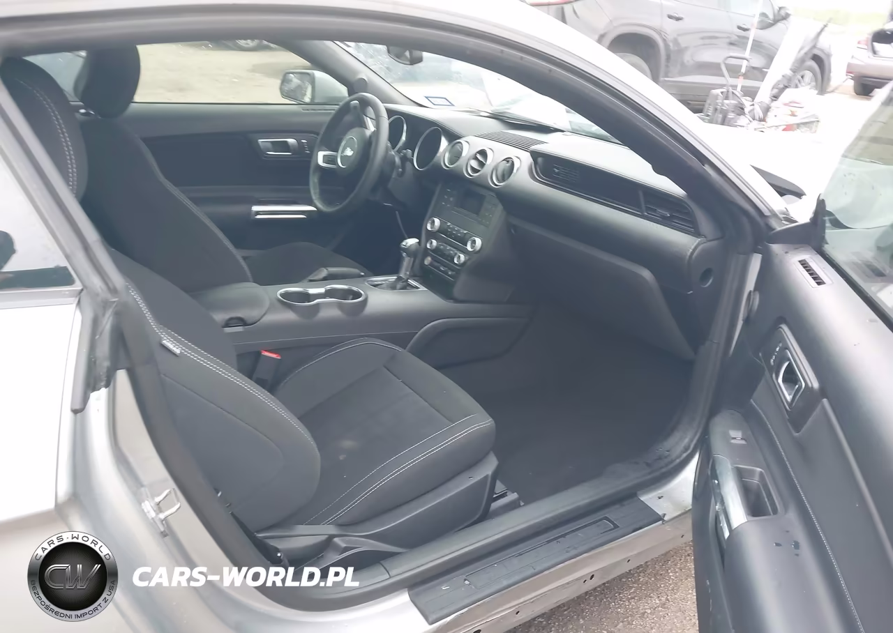 2020 Ford Mustang Ecoboost Fastback VIN:1FA6P8TH3L5130048 - 5