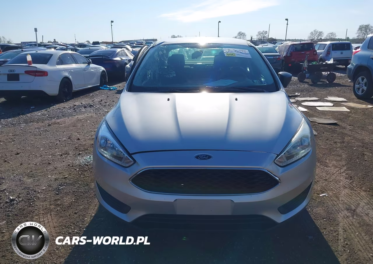 2018 Ford Focus S VIN:1FADP3E28JL298683 - 12