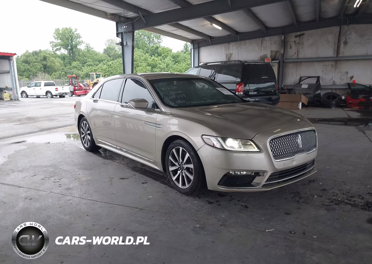2017 Lincoln Continental Premiere