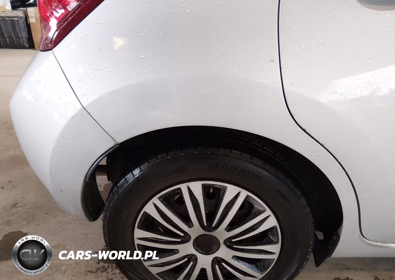 2015 Nissan Versa Note S (Sr)-S Plus-Sl-Sr-Sv VIN:3N1CE2CP0FL440026 - 6