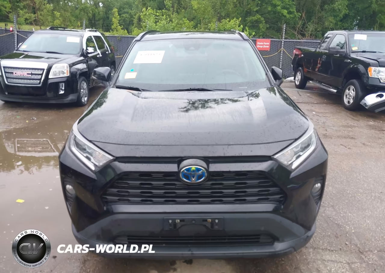 2021 Toyota Rav4 Hybrid Xle VIN:2T3R6RFV9MW015756 - 12