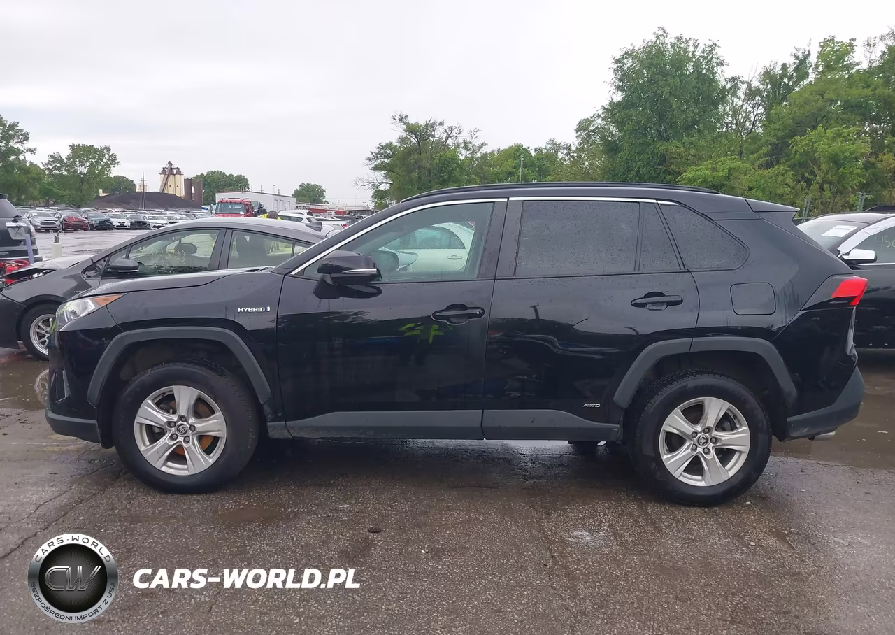 2021 Toyota Rav4 Hybrid Xle VIN:2T3R6RFV9MW015756 - 14