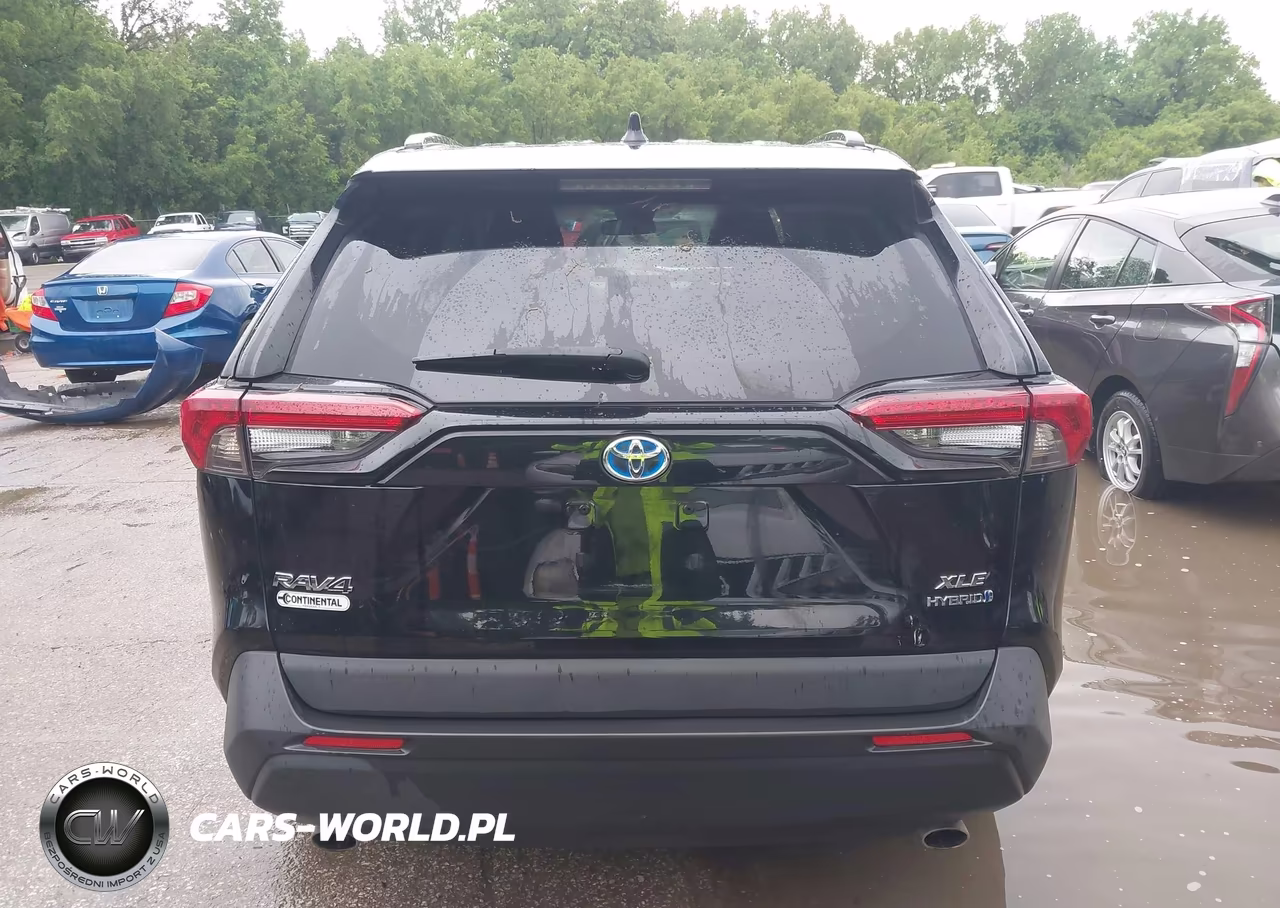 2021 Toyota Rav4 Hybrid Xle VIN:2T3R6RFV9MW015756 - 16