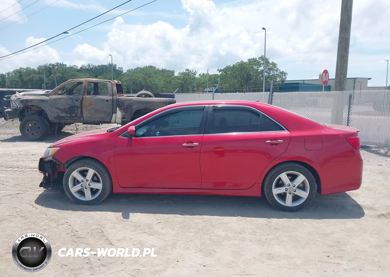 2014 Toyota Camry Se VIN:4T1BF1FK6EU804885 - 14