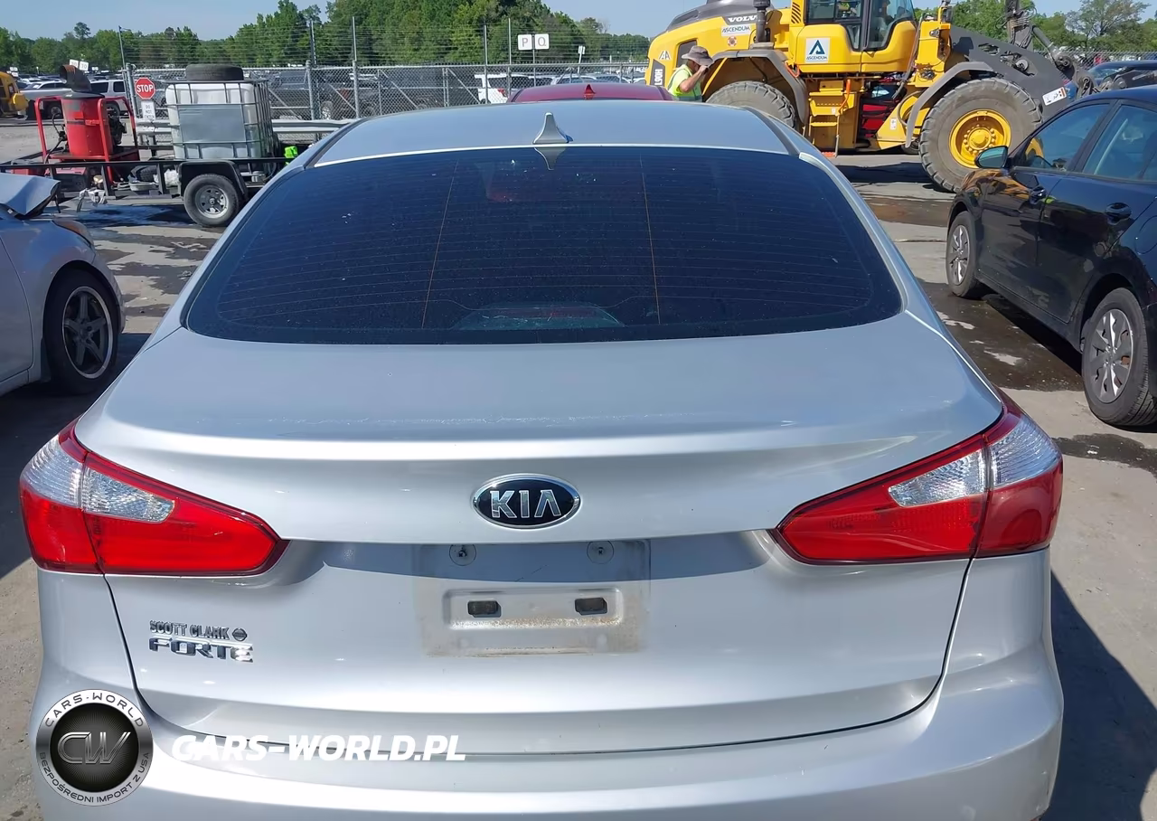 2016 Kia Forte Lx VIN:KNAFK4A60G5508204 - 16