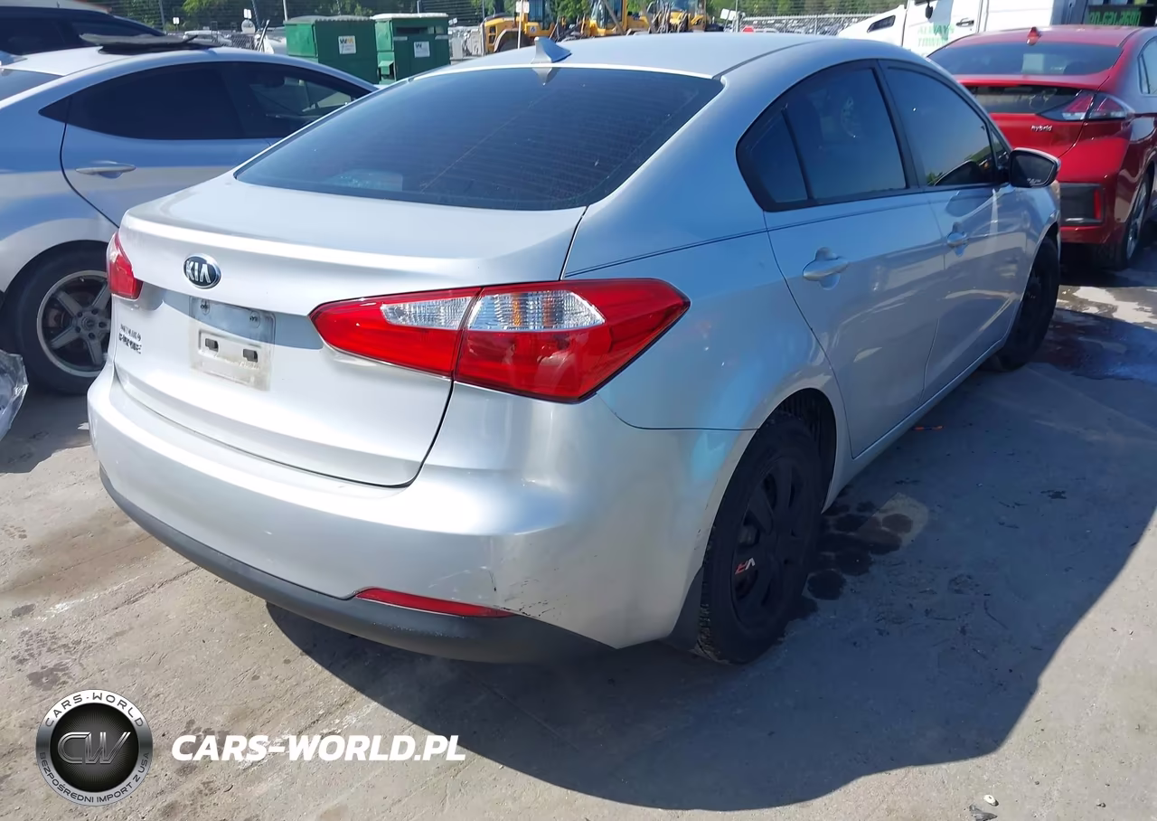 2016 Kia Forte Lx VIN:KNAFK4A60G5508204 - 4