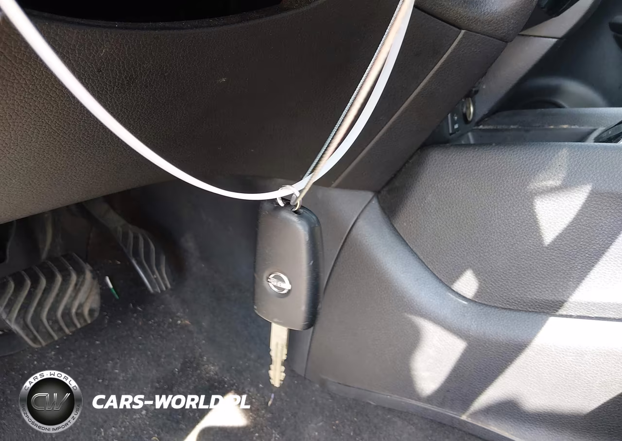 2017 Nissan Rogue S VIN:JN8AT2MV0HW013583 - 11