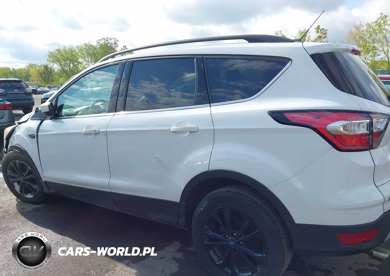 2018 Ford Escape Se VIN:1FMCU0GD4JUA00700 - 14