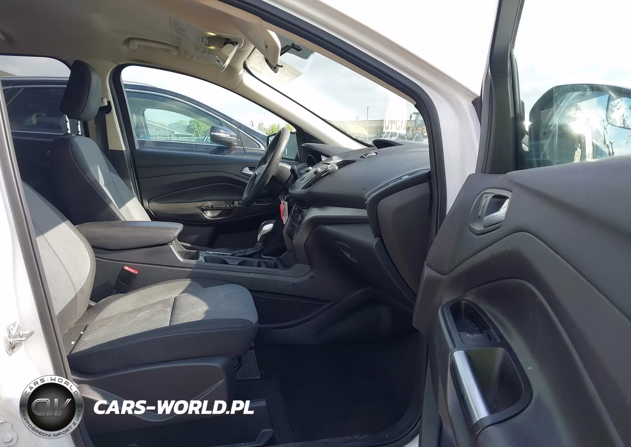 2018 Ford Escape Se VIN:1FMCU0GD4JUA00700 - 5