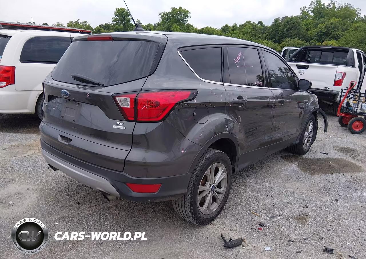2019 Ford Escape Se VIN:1FMCU0GD1KUA29895 - 4