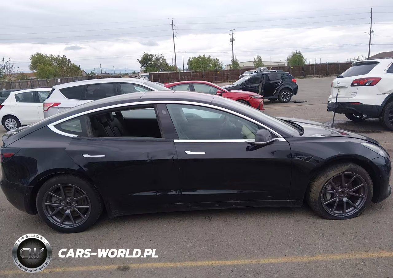 2018 Tesla Model 3 Long Range-Performance VIN:5YJ3E1EB5JF127862 - 12